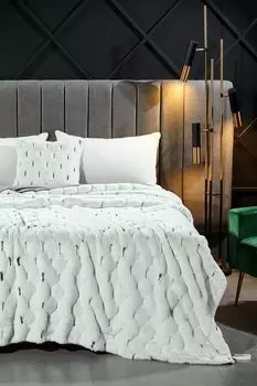 Плед из искусственного меха Адриана Sofi De MarkO