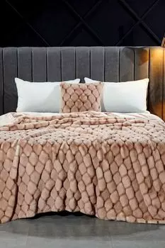 Плед из искусственного меха Адриана Sofi De MarkO