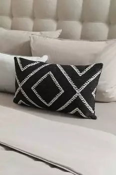 Подушка декоративная COINCASA