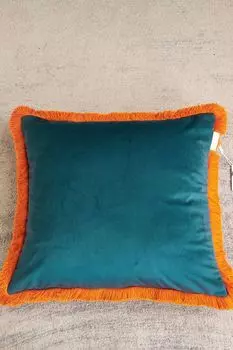 Подушка декоративная с бахромой Sofi De MarkO