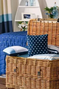 Подушка декоративная с принтом Maritime Moroshka