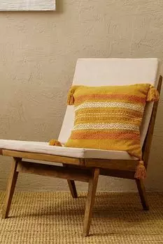 Подушка декоративная с вышивкой и кистями Desert Moroshka