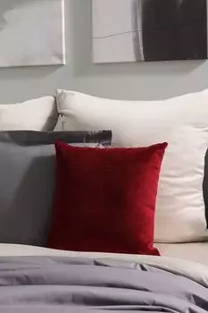 Подушка декоративная Teddy Red COINCASA