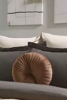 Подушка круглая декоративная COINCASA