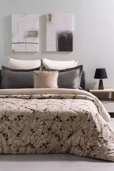 Покрывало с цветочным узором Delia COINCASA