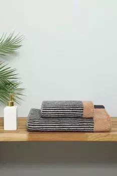 Полотенце хлопковое с принтом Divided Squares Joop