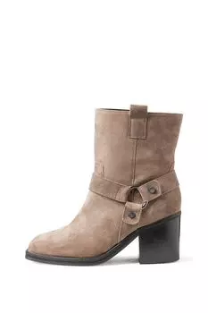 Полусапоги из замши с пряжкой Tamaris