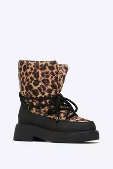 Полусапоги утепленные на шнуровке с принтом VITACCI