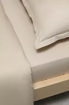 Простыня натяжная из сатина Beige creme brulee 21maison