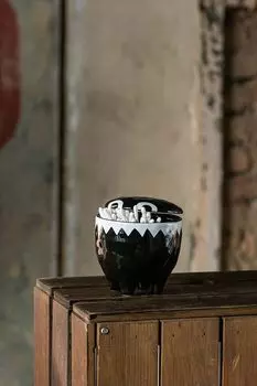 Шкатулка керамическая Irony Moroshka