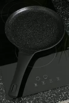 Сковорода для блинов Dara с покрытием Pfluon 24 см Nadoba