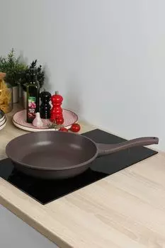 Сковорода с антипригарным покрытием Margaret Nadoba