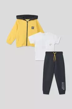 Спортивный костюм из толстовки, футболки и брюк Mayoral