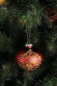 Стеклянная елочная игрушка GOODWILL