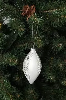 Стеклянная елочная игрушка GOODWILL