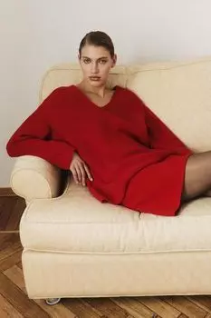 Свитер с V-образным вырезом Dasha Phi