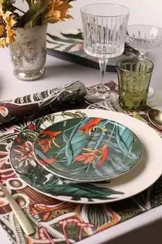 Тарелка фарфоровая закусочная с принтом Ночной сад Maxwell & Williams