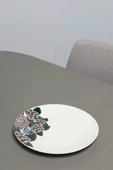 Тарелка обеденная фарфоровая с принтом Воспоминание Maxwell & Williams