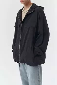 Ветровка с капюшоном и накладными карманами Dunst