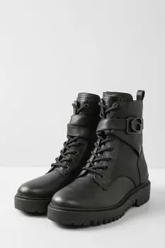 Высокие ботинки на шнуровке Guess