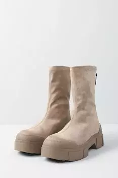 Замшевые полусапоги Vic Matie