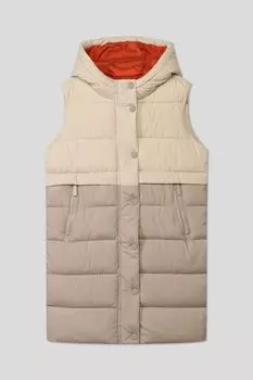 Жилет утепленный с капюшоном s.Oliver