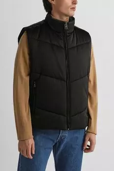 Жилет утепленный с воротником стойкой HUGO