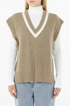 Жилет вязаный с v-вырезом Auranna