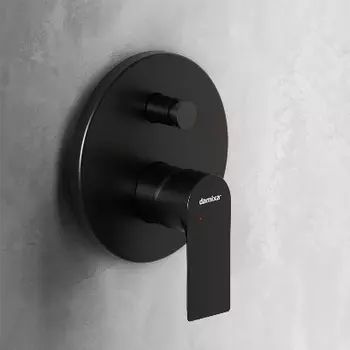 477100300 Смеситель для ванны и душа монтируемый в стену