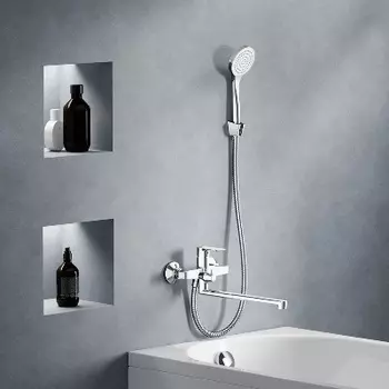 479500000 Смеситель для ванной и душа с длинным изливом и душевым набором