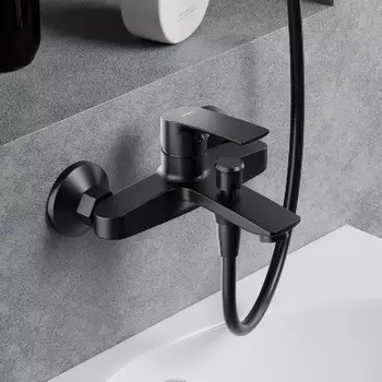 481000300 Смеситель для ванной и душа