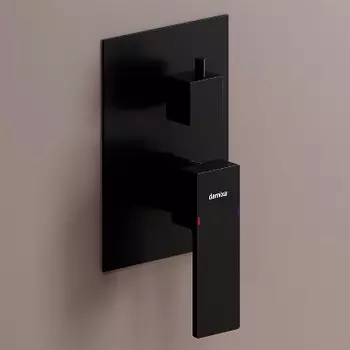 537100300 Смеситель для ванны и душа монтируемый в стену