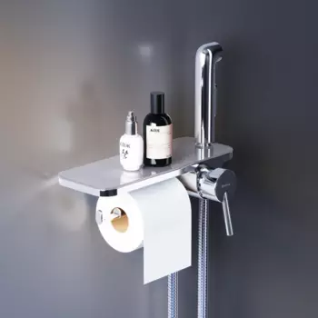 773500001 Смеситель, монтируемый в стену с гигиеническим душем и полкой