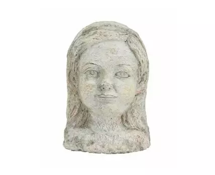 Бюст девушки