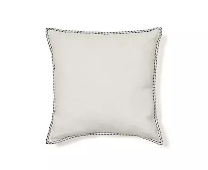 Чехол на подушку Sinet из белого льна с черной вышивкой