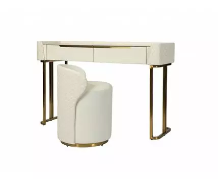 Дамский столик с креслом