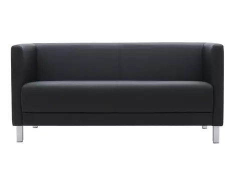 Диван трехместный с подлокотниками Атланта