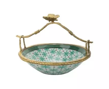 Корзиночка с бабочкой