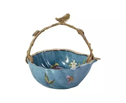 Корзиночка с бабочкой