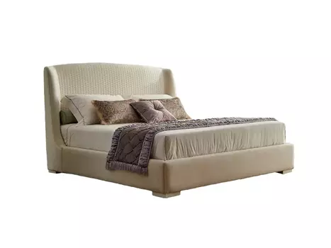 Кровать с решеткой