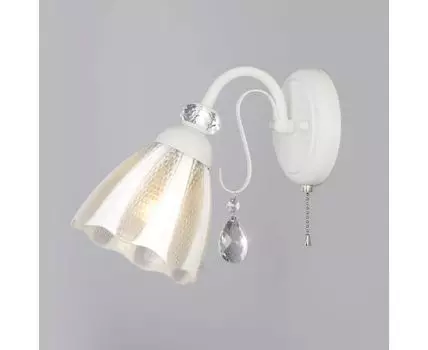 Настенный светильник со стеклянным плафоном 30155/1 белый