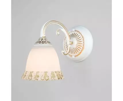 Настенный светильник со стеклянным плафоном 60107/1 белый с золотом