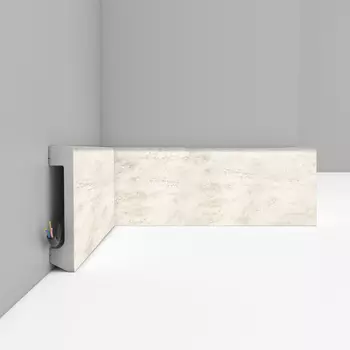 Плинтус DECOMASTER D235-1633ДМ (80*17*2400 мм)