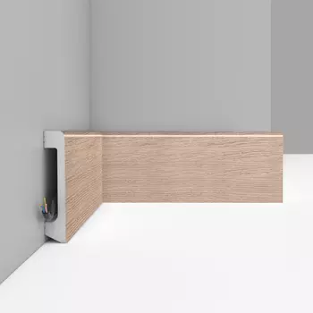 Плинтус DECOMASTER D235-83 ДМ (80*17*2400 мм)