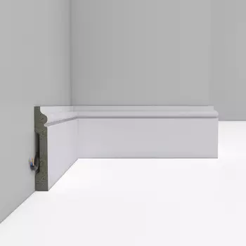 Плинтус напольный DECOMASTER D005-119ДМ (79*13*2400мм)