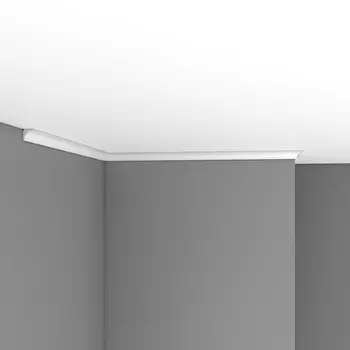 Плинтус потолочный гладкий DECOMASTER 96240F гибкий (16*16*2400мм)