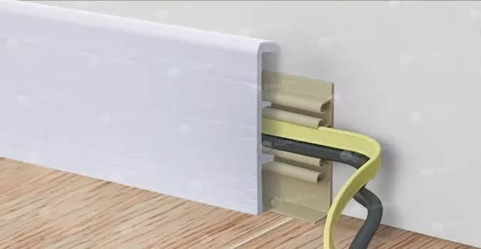 Плинтус Rico Concept 80 Белый с тиснением