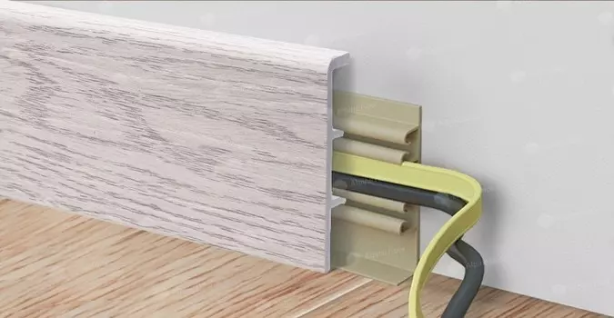 Плинтус Rico Concept 80 Ясень арктик