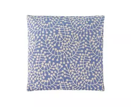 Подушка декоративная фиолетового цвета с принтом Спелая Смородина Scandinavian touch