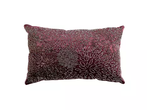 Подушка декоративная с вышивкой Огни